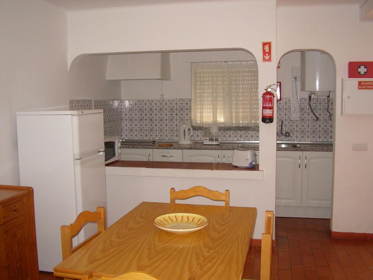 Apartamentos Salema Praia Club Zewnętrze zdjęcie