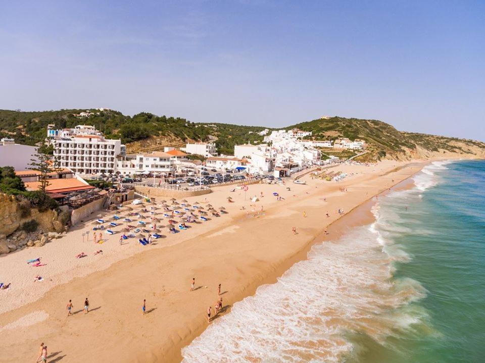 Apartamentos Salema Praia Club Zewnętrze zdjęcie