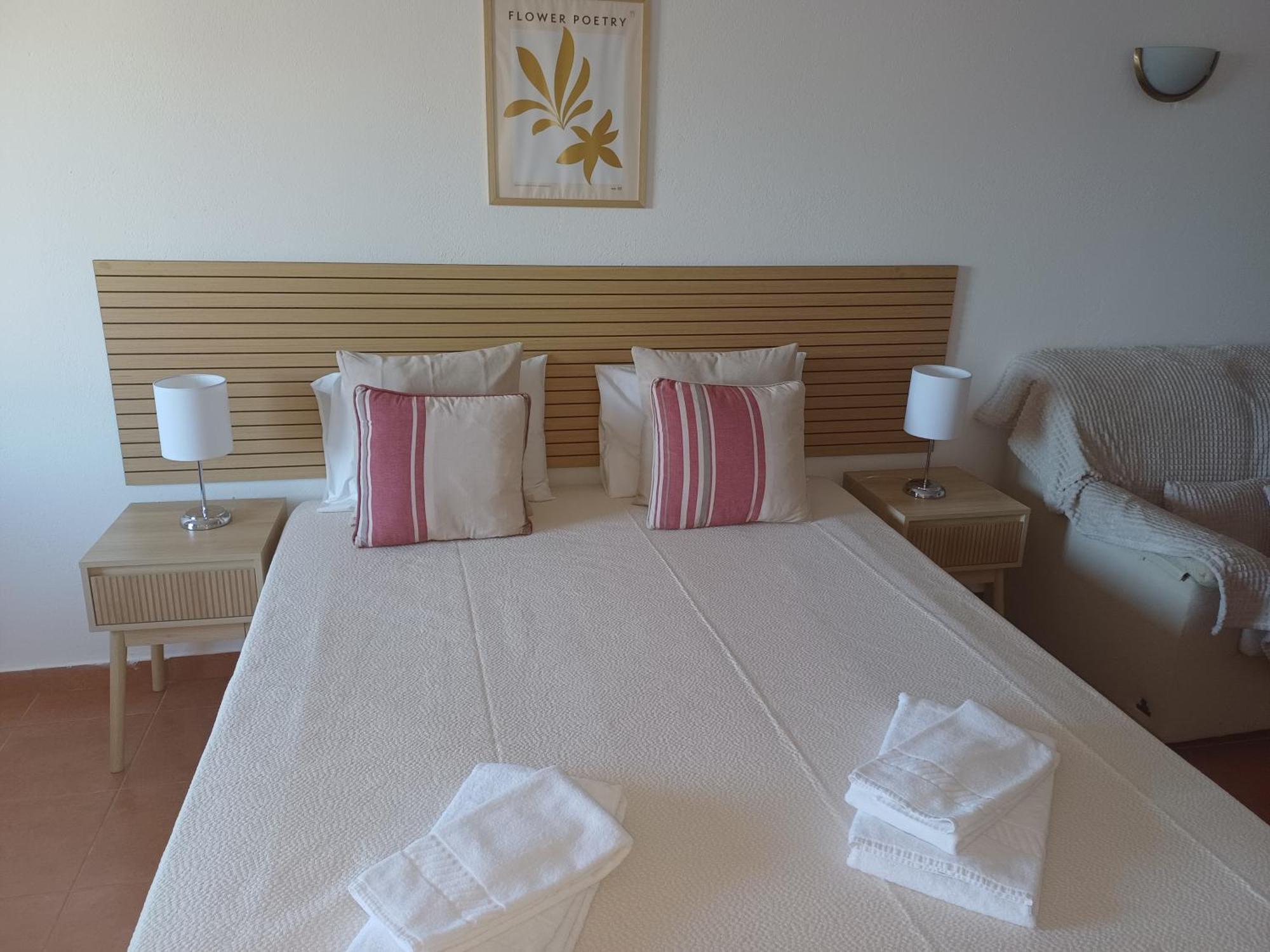 Apartamentos Salema Praia Club Zewnętrze zdjęcie